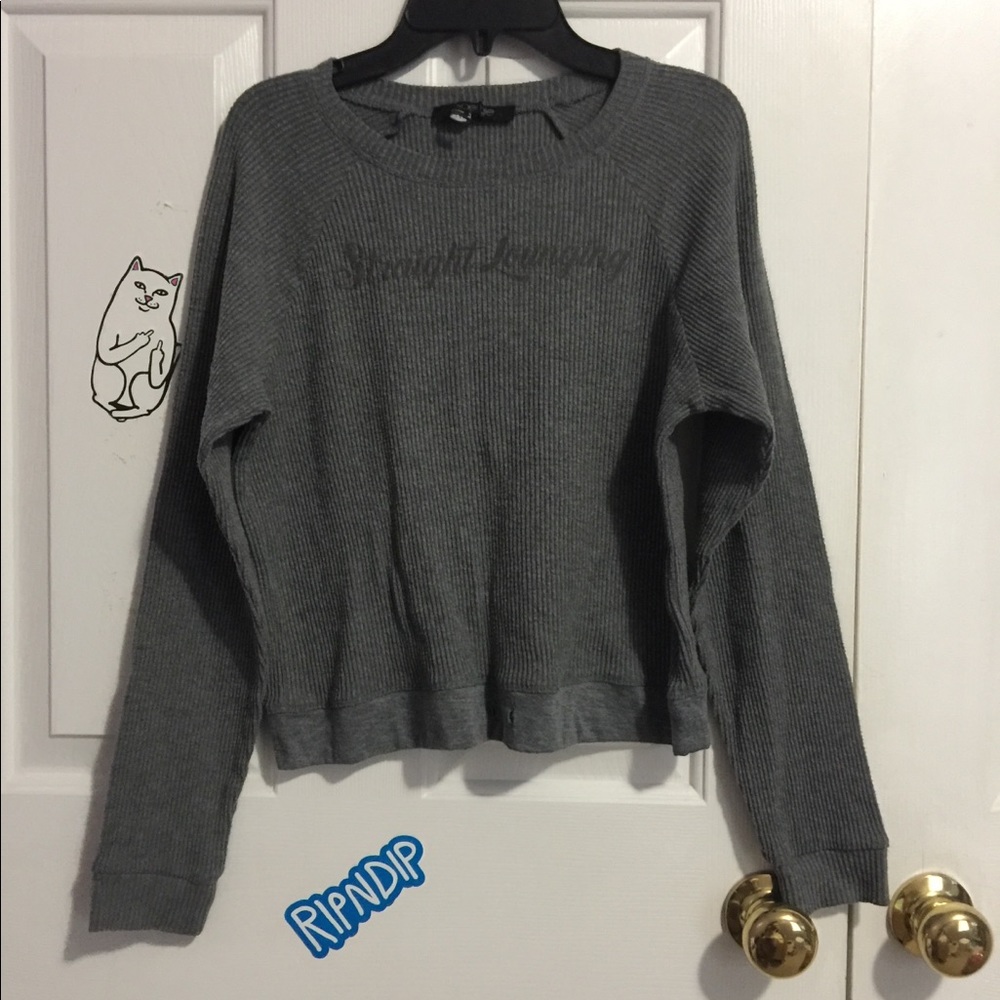 “straight lounging long sleeve